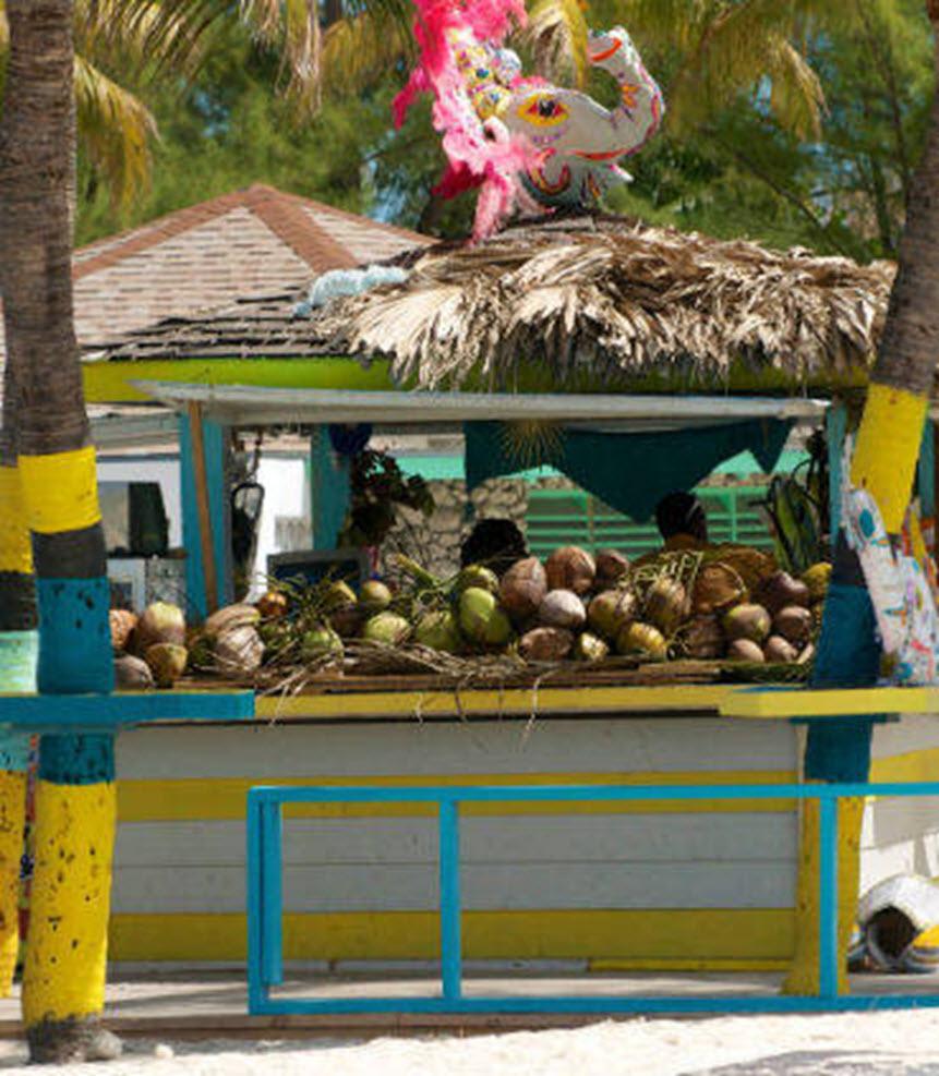 Courtyard By Marriott Nassau Downtown/Junkanoo Beach Hotel Exterior foto